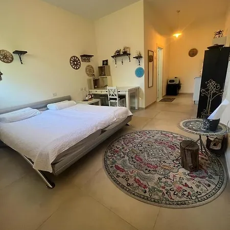 נקודות ריפוי Apartment Tirat Carmel Exterior photo